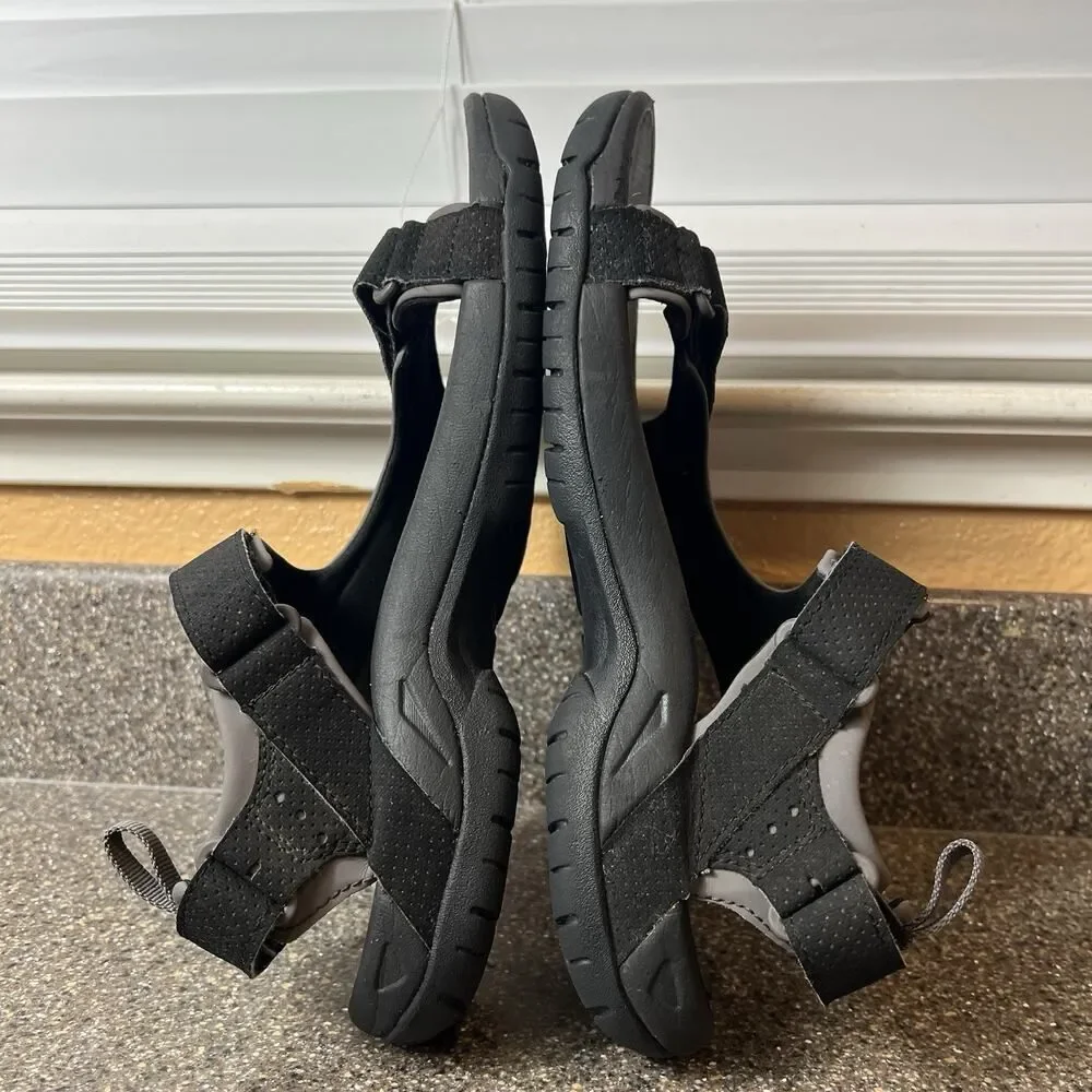 Teva Men's Size 9 Outdoor Summer Beach Sandals Arch Support Black Snap Synthetic